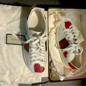 Brand New Never Worn Gucci Ace Hearts Embroidered. Dust bags and box.